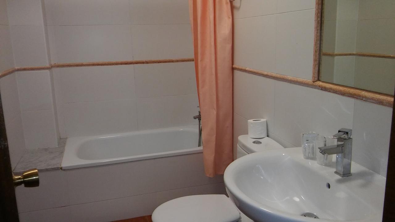 Hostal-Meson Vilasante Триакастела Экстерьер фото